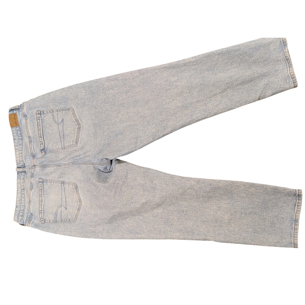 American Eagle Women Mom High Rise Strigid Light Wash Cotton Denim Jeans Size 16 - Picture 4 of 9